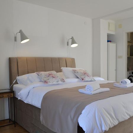 Apartmani Luan Вис Экстерьер фото