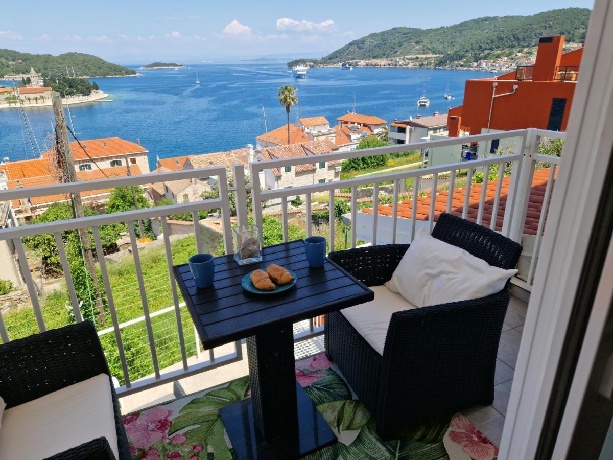 Apartmani Luan Вис Экстерьер фото