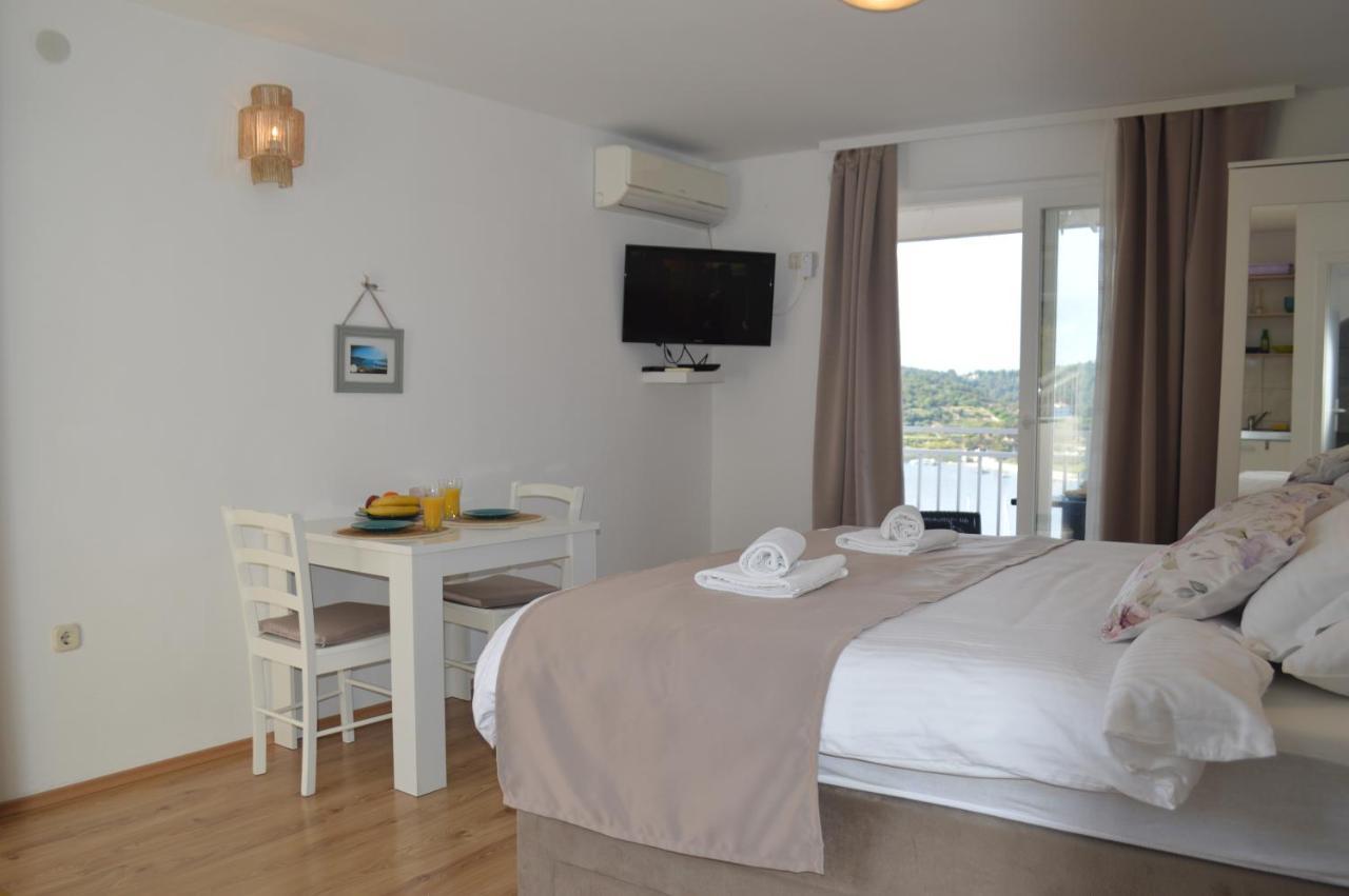 Apartmani Luan Вис Экстерьер фото