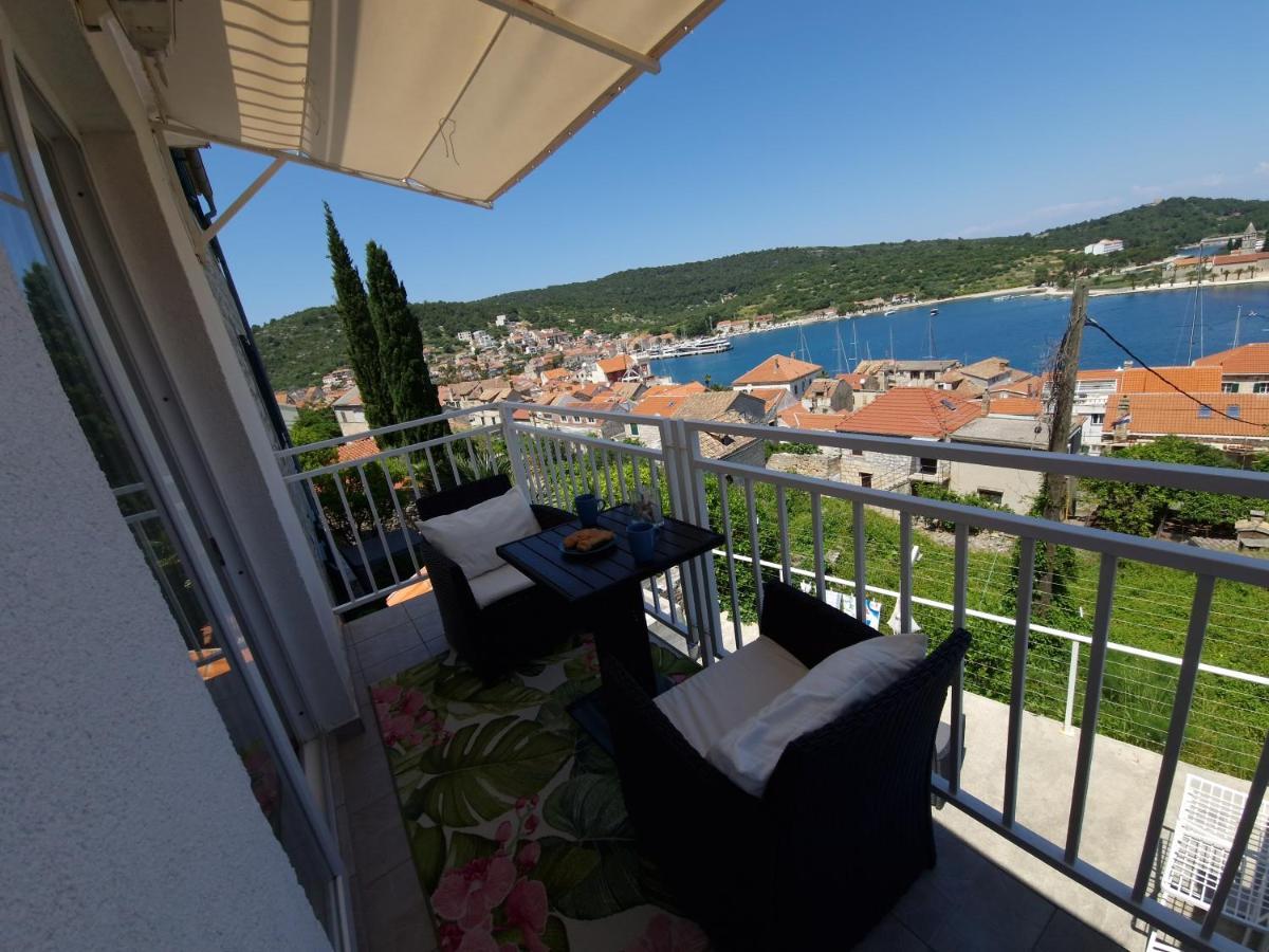 Apartmani Luan Вис Экстерьер фото