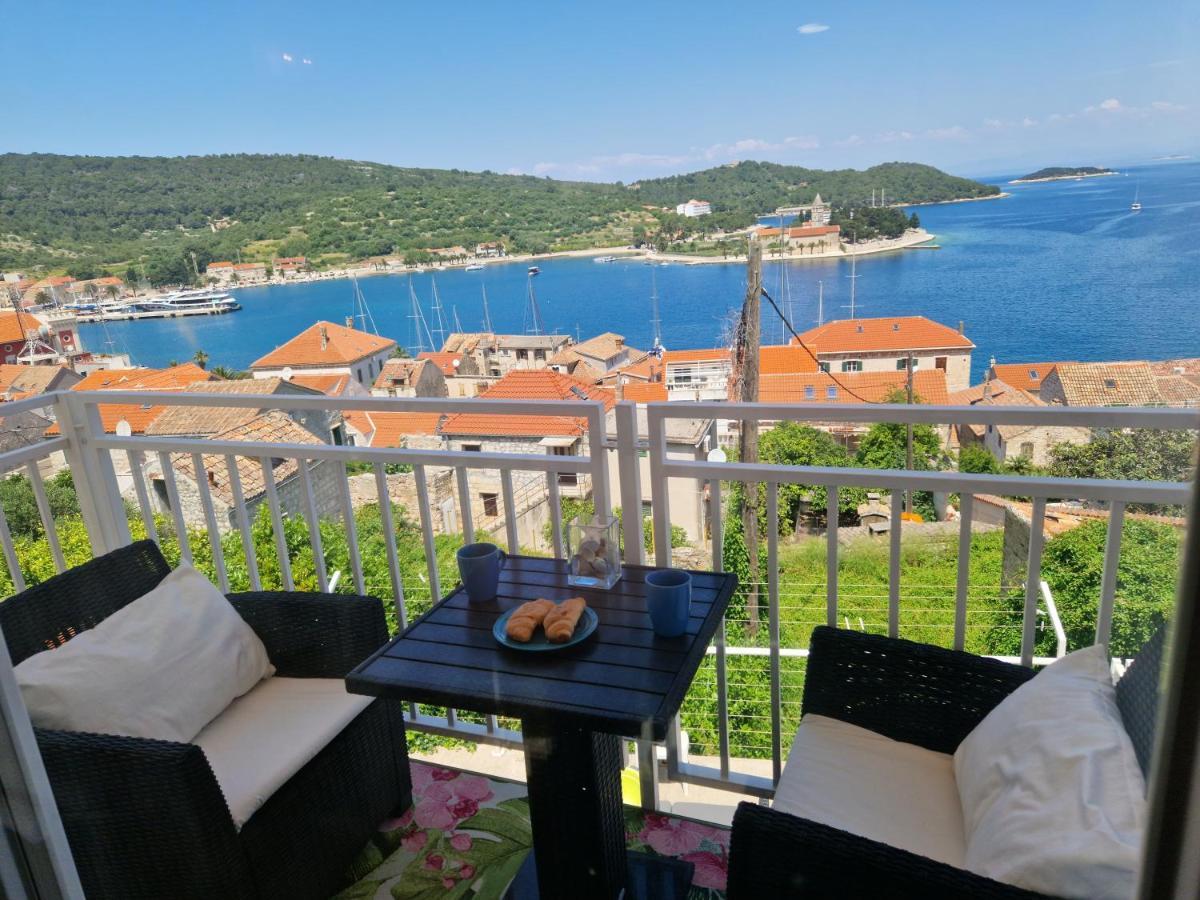 Apartmani Luan Вис Экстерьер фото
