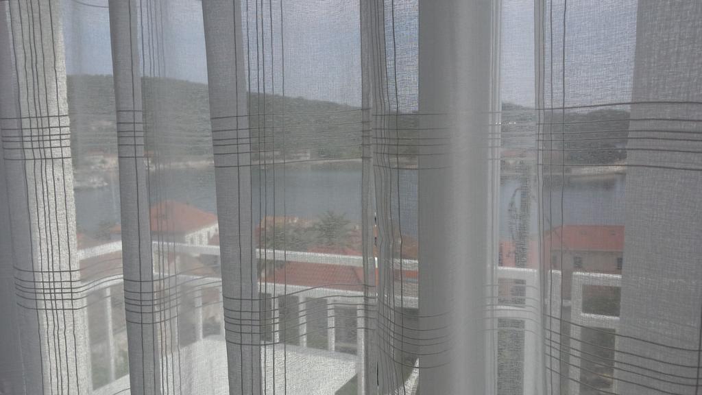 Apartmani Luan Вис Экстерьер фото